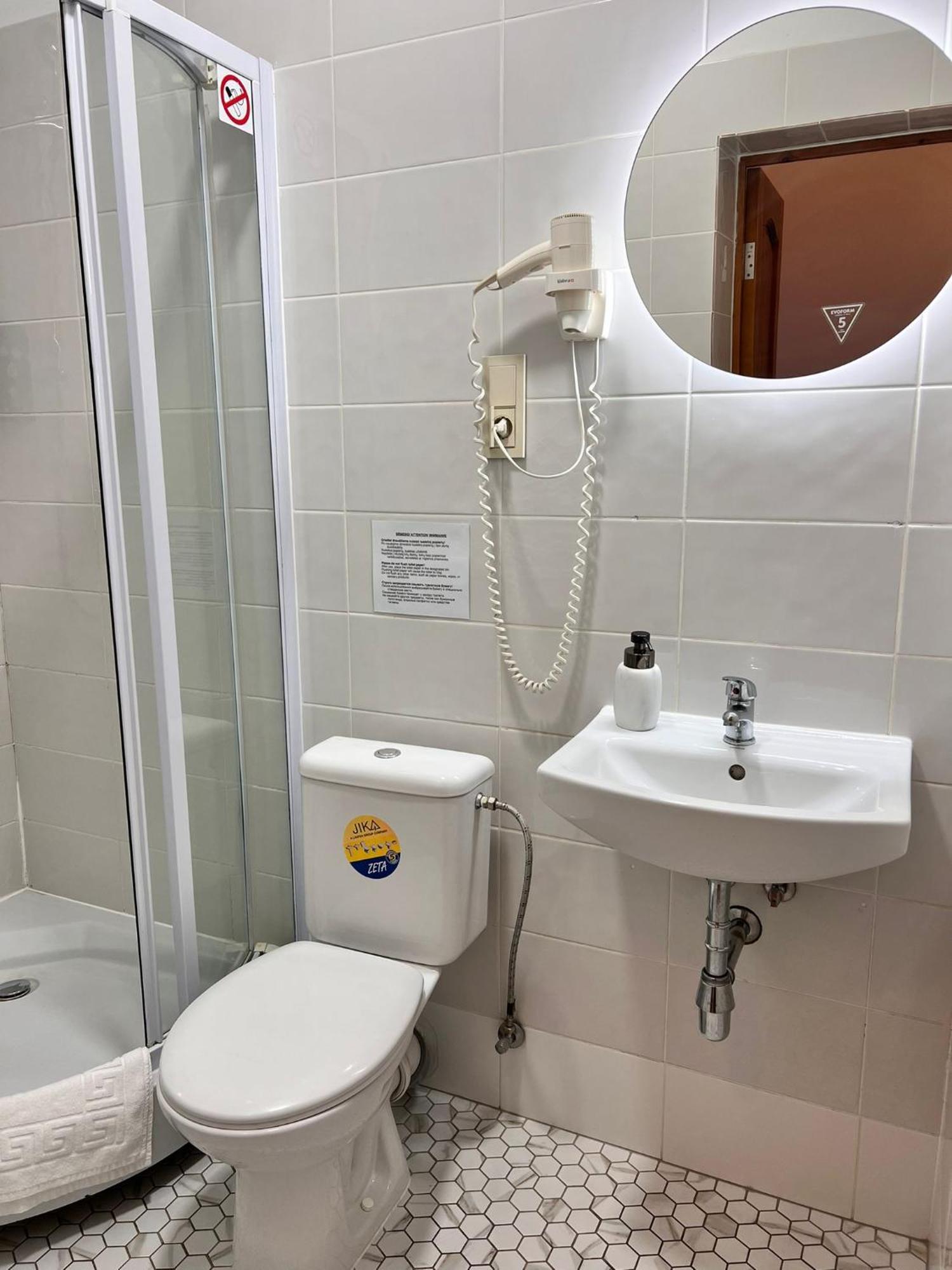 Klaipeda Inn Private Parking And Kitchen ภายนอก รูปภาพ