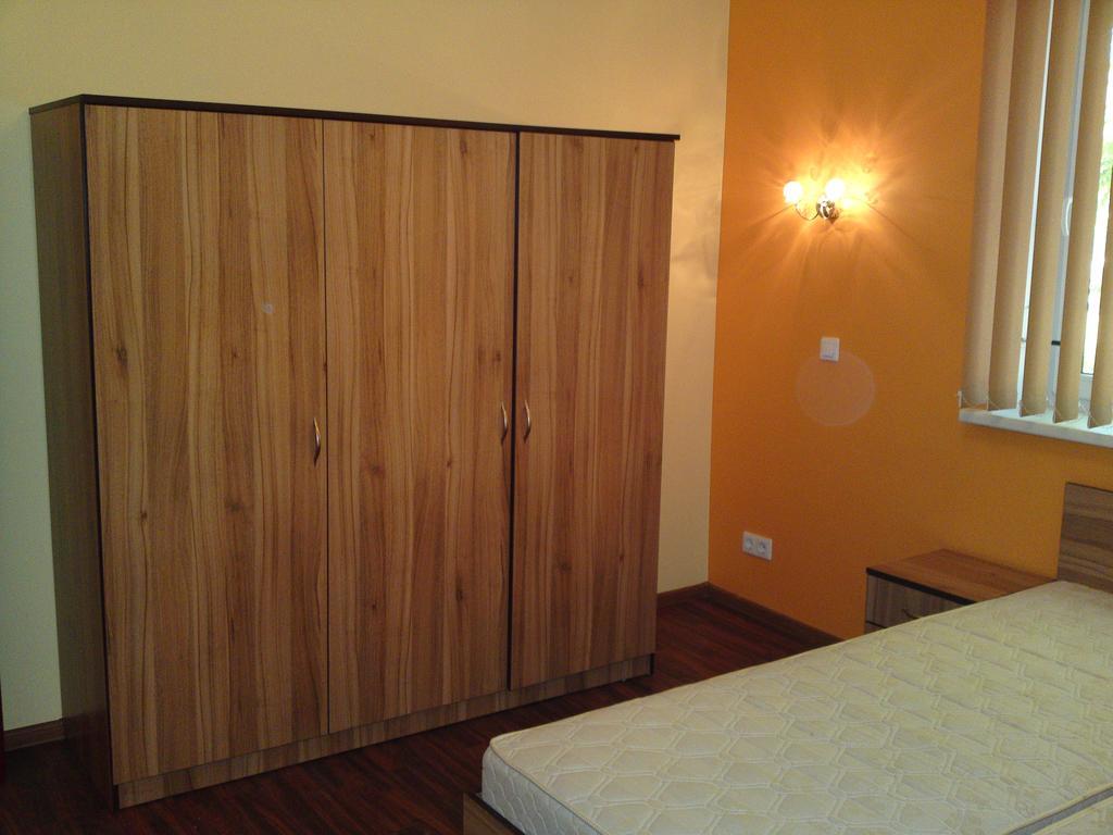Klaipeda Inn Private Parking And Kitchen ภายนอก รูปภาพ